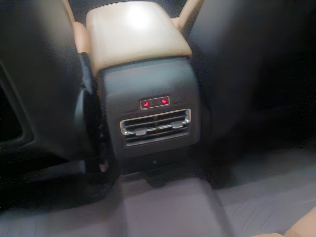 Used 2021 Lincoln Corsair Reserve image 19