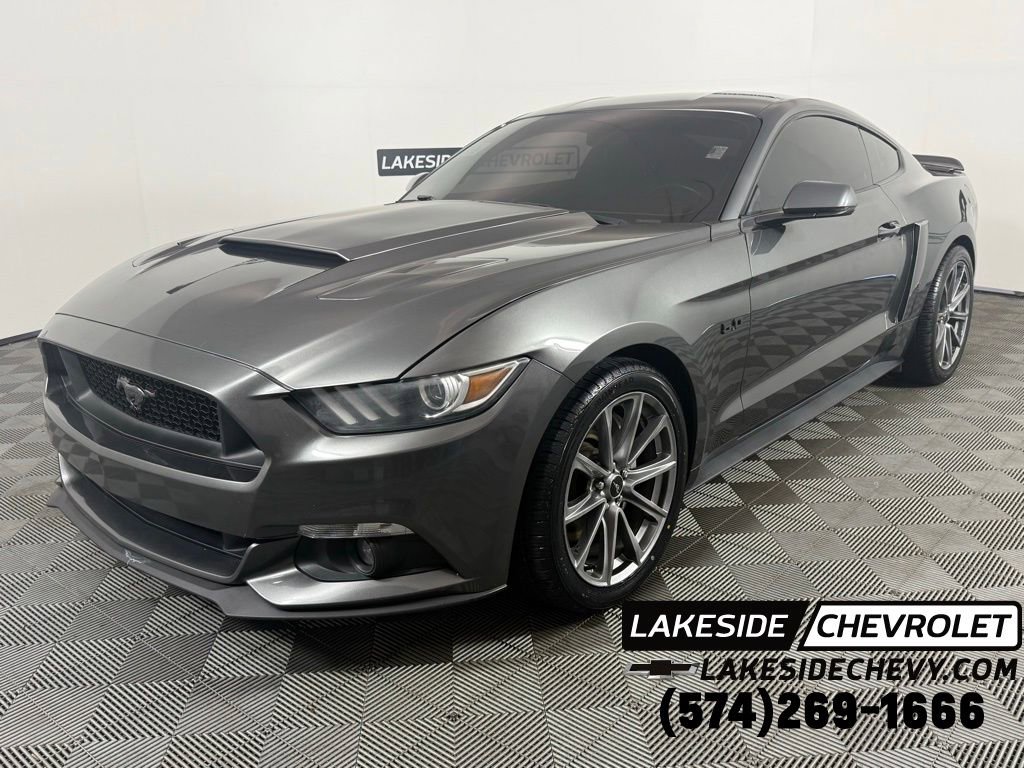 Used 2015 Ford Mustang GT Premium RWD image 1