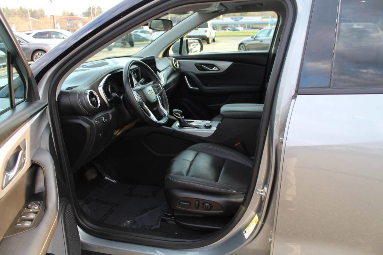 Used 2023 Chevrolet Blazer LT image 16