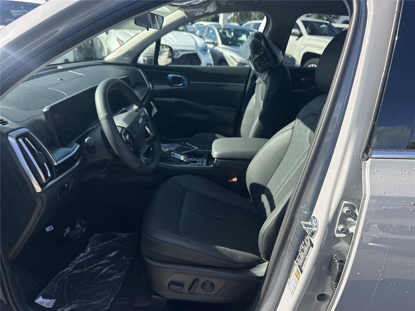 New 2026 Kia Sorento S image 8