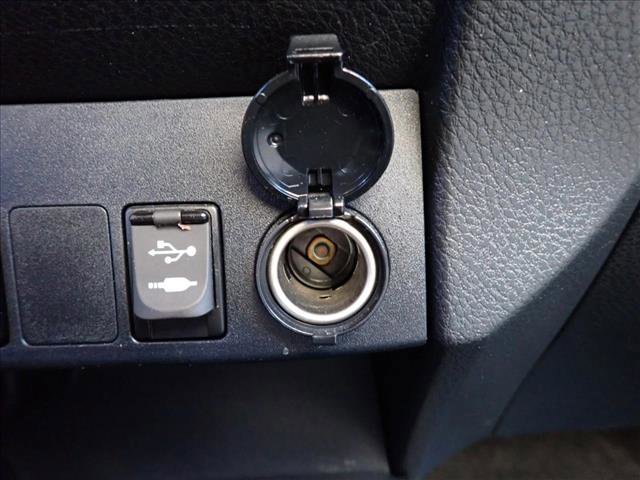 Used 2018 Toyota RAV4 Limited image 22