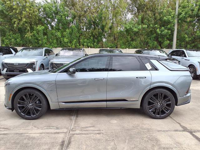 New 2026 Cadillac Lyriq V image 2