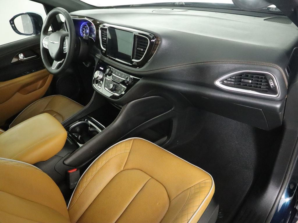 Used 2022 Chrysler Pacifica Pinnacle image 17