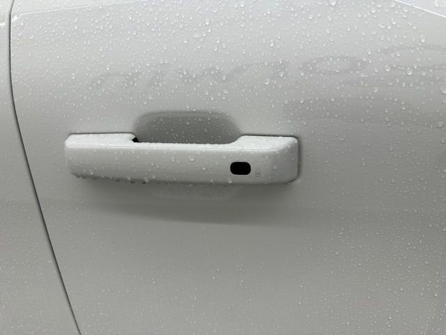 New 2025 Ford F150 Lariat w/ Equipment Group 501A Mid image 10