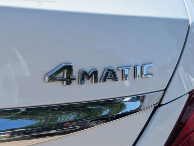 Used 2018 Mercedes-Benz E 300 4MATIC image 8