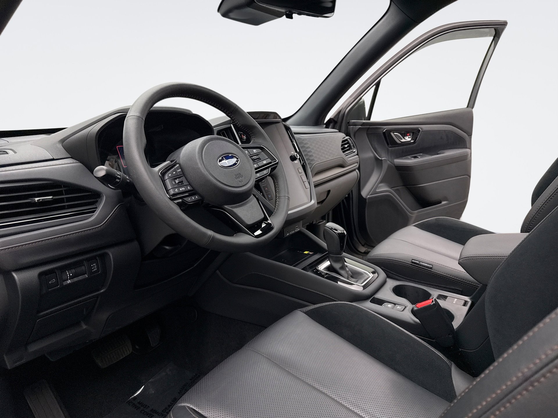 Used 2025 Subaru Forester Touring AWD/4WD image 10