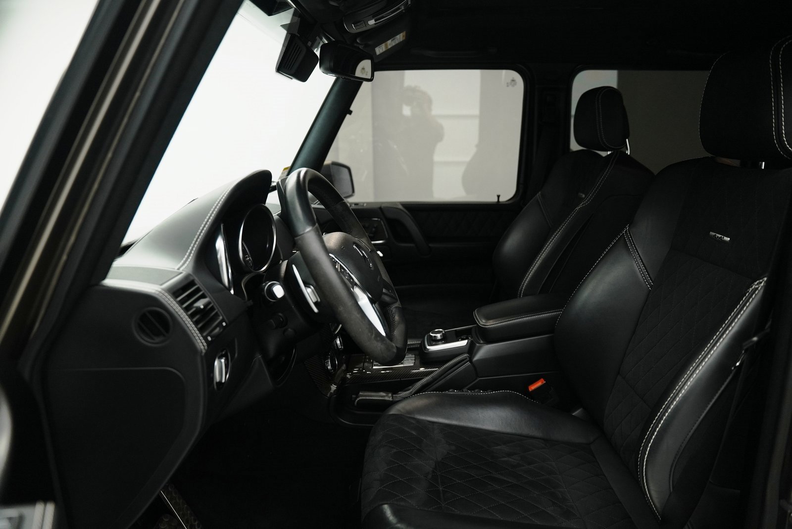 Used 2017 Mercedes-Benz G 550 Squared image 24