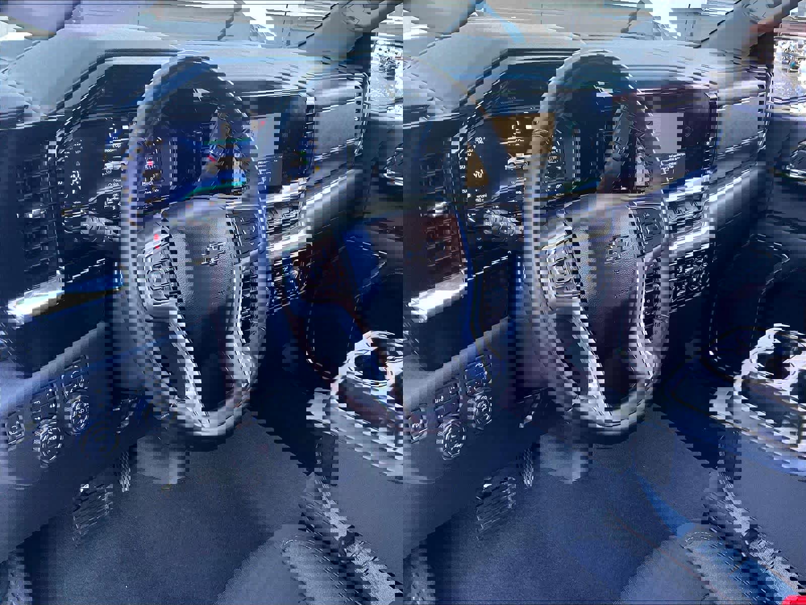 Used 2023 Chevrolet Silverado 1500 RST w/ Z71 Off-Road Package image 8