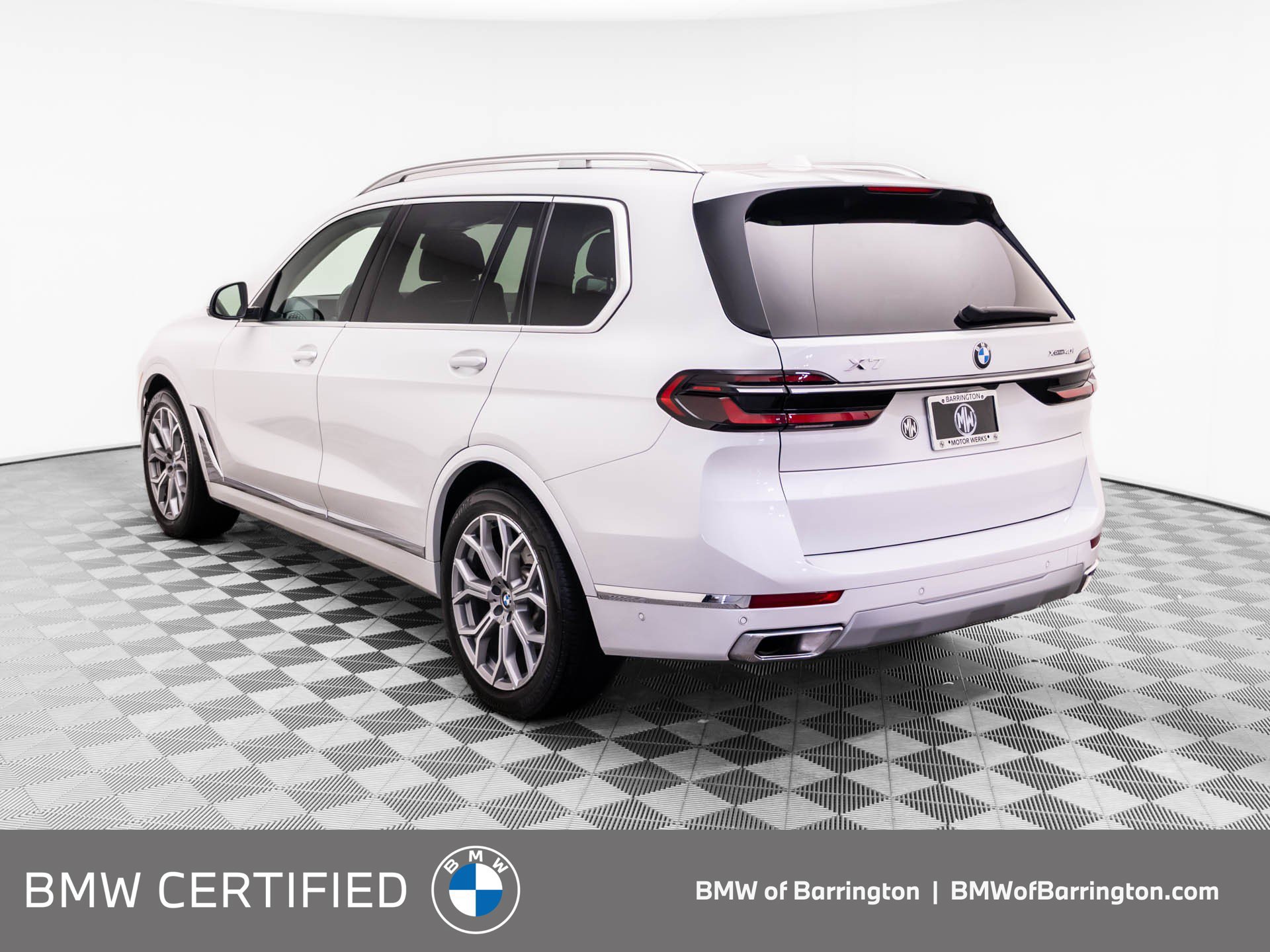 Certified 2026 BMW X7 xDrive40i AWD/4WD image 3