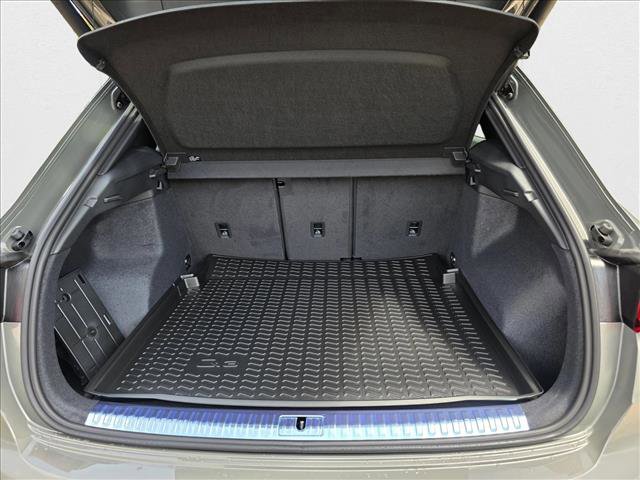 New 2025 Audi Q3 2.0T Premium w/ Convenience Package image 30