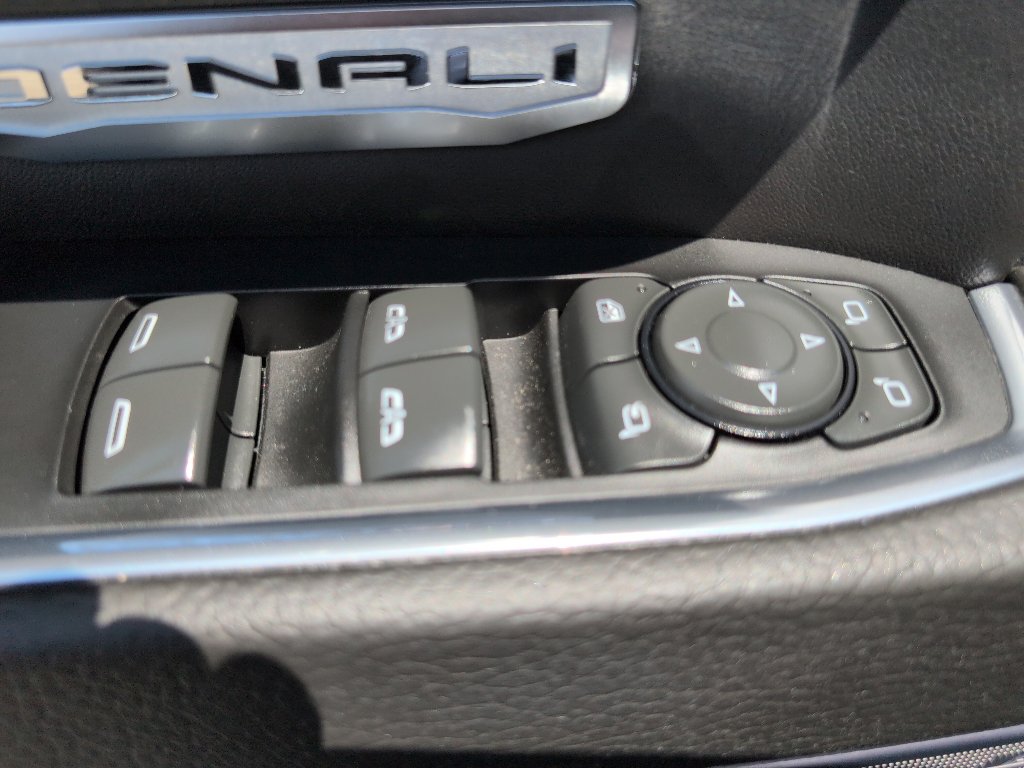 Used 2024 GMC Sierra 1500 Denali w/ Denali Reserve Package image 25