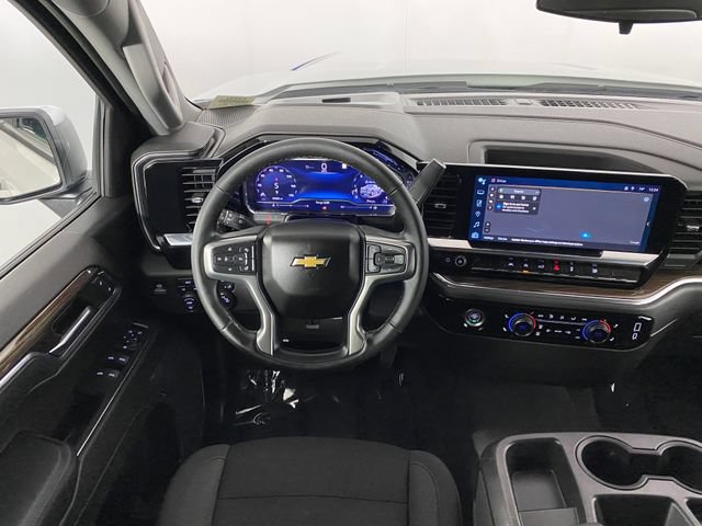 Used 2023 Chevrolet Silverado 1500 LT AWD/4WD image 15