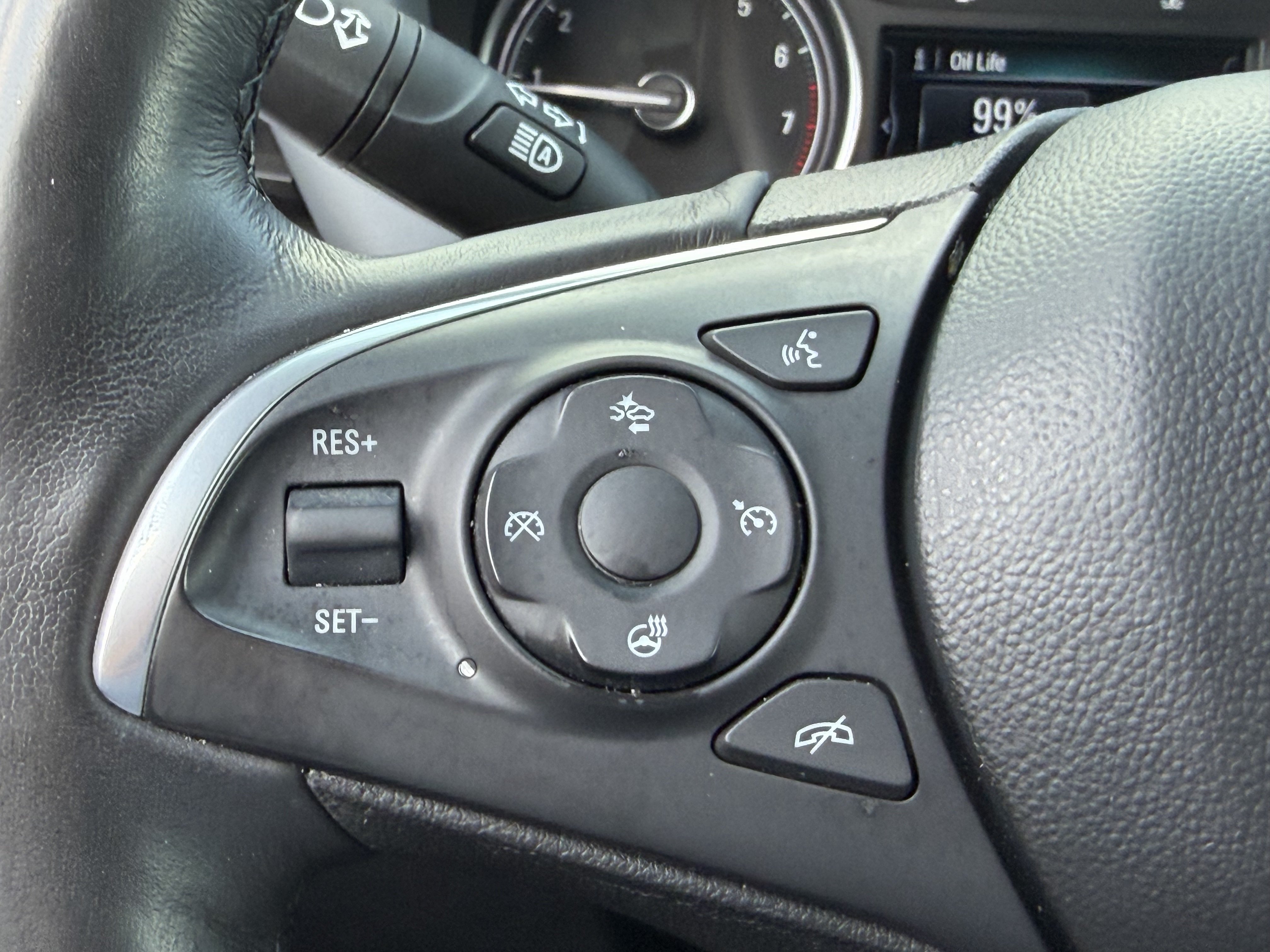 Used 2019 Buick Enclave Premium w/ Experience Buick Package AWD/4WD image 26