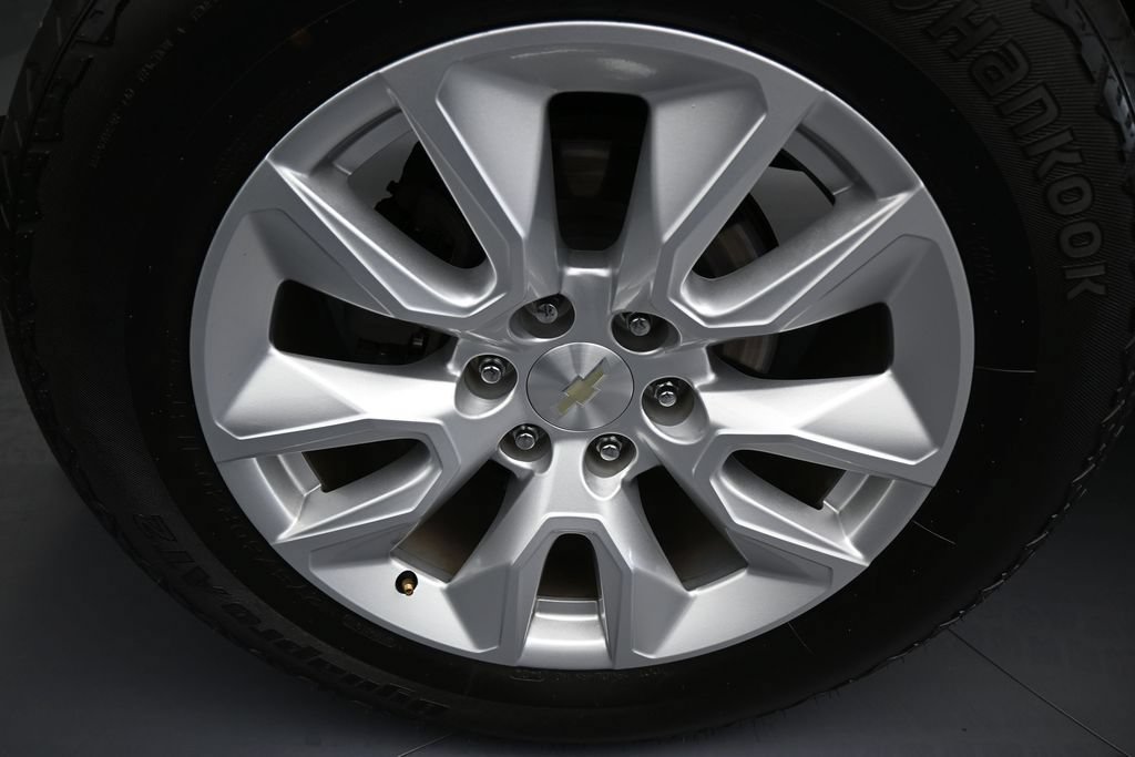 Used 2022 Chevrolet Silverado 1500 Limited Custom RWD image 41