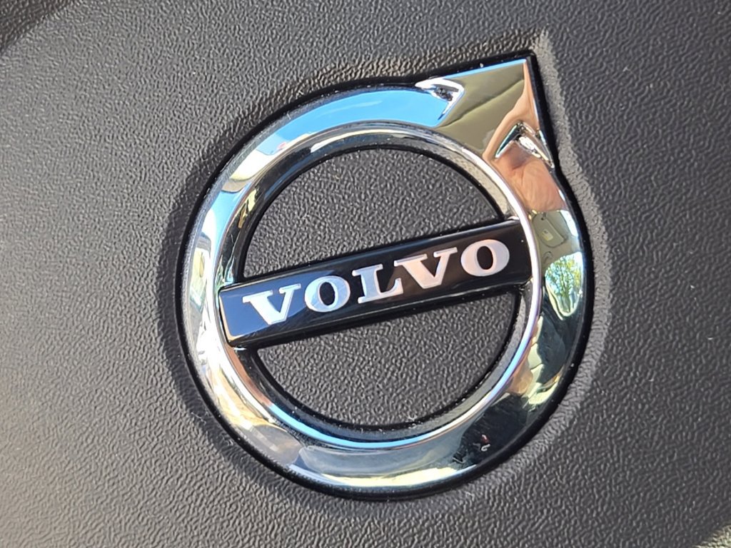 Certified 2024 Volvo XC60 B5 Core w/ Climate Package AWD/4WD image 31