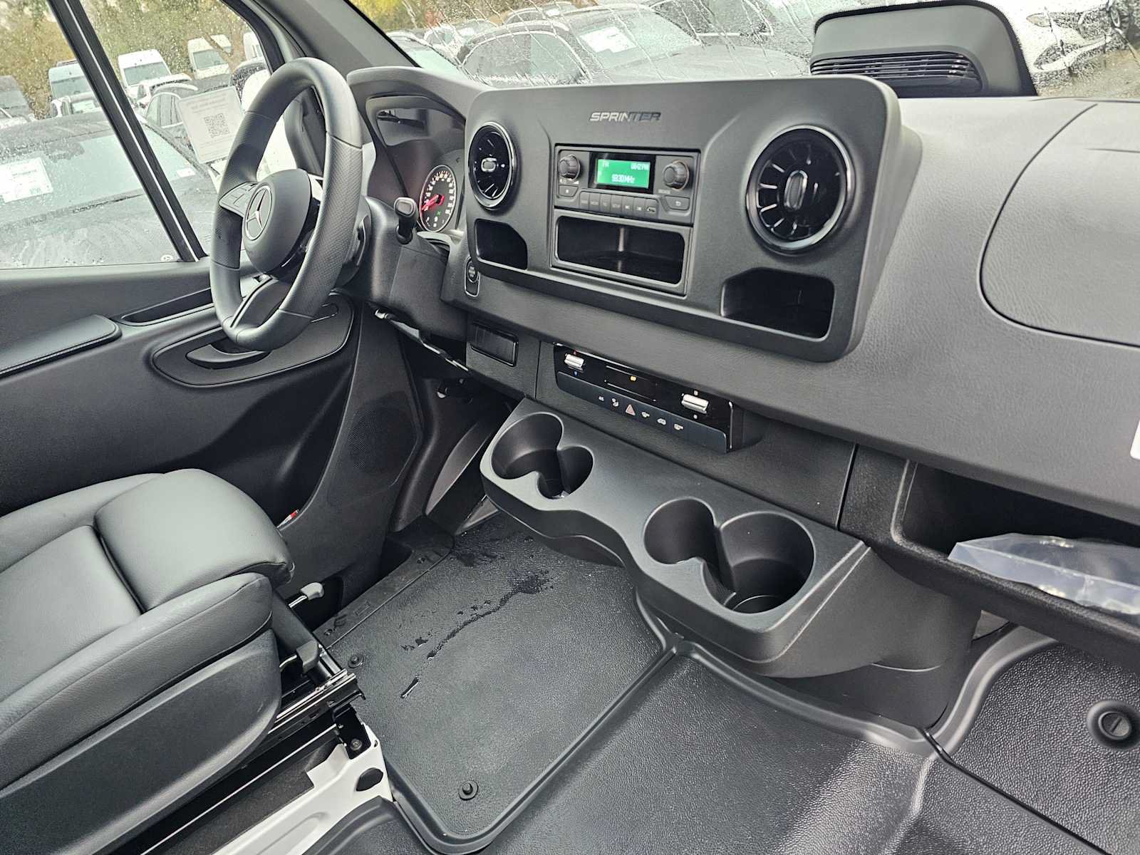 New 2026 Mercedes-Benz Sprinter 2500 image 11
