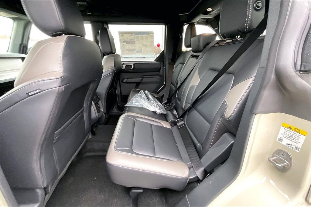 New 2025 Ford Bronco Outer Banks image 10