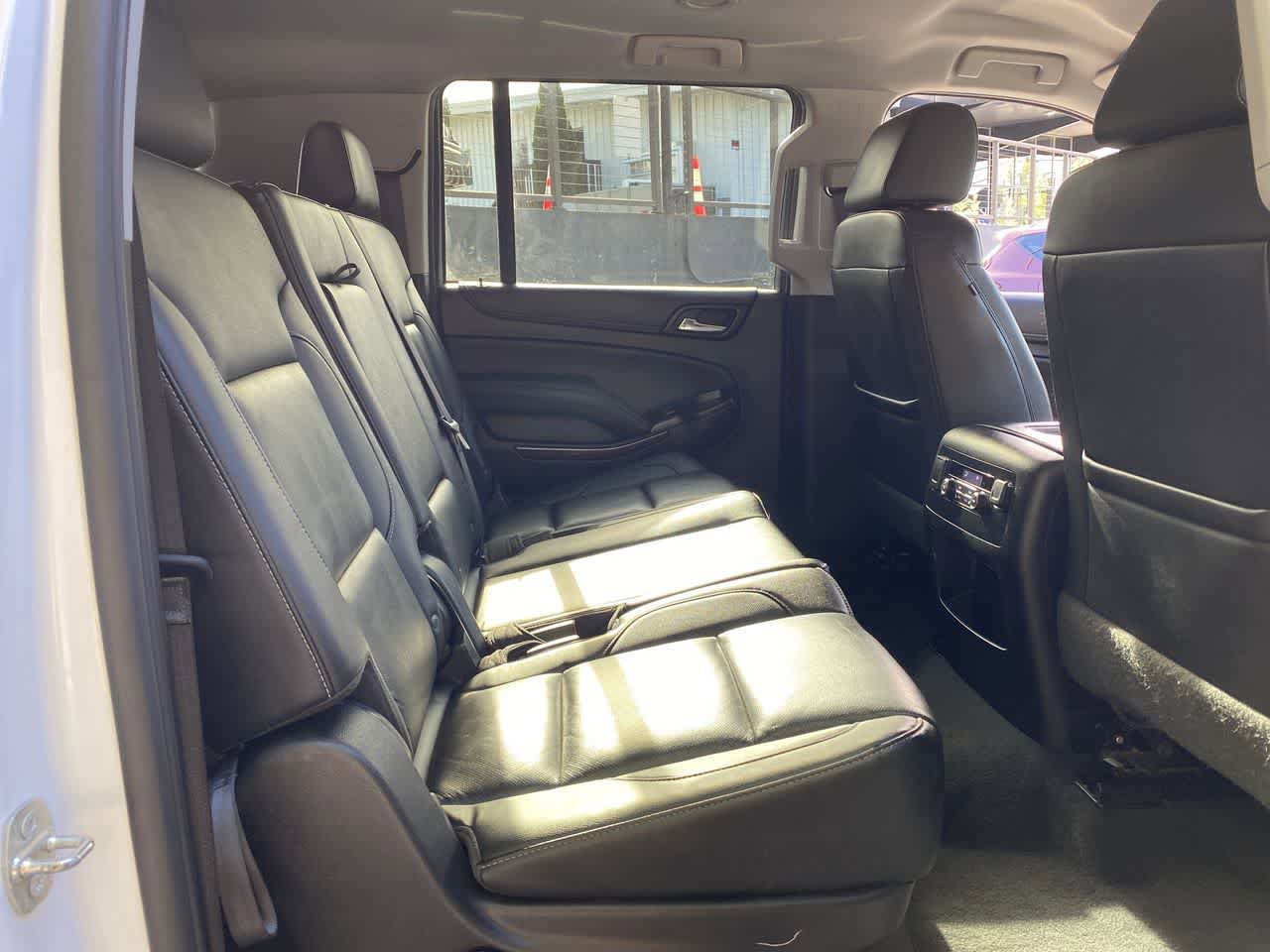 Used 2019 GMC Yukon XL SLT AWD/4WD image 17