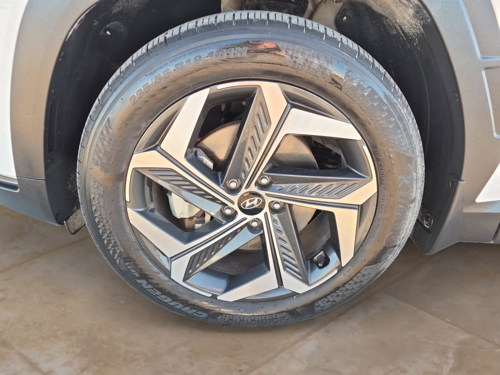 Used 2023 Hyundai Tucson Limited w/ Winter Package image 29