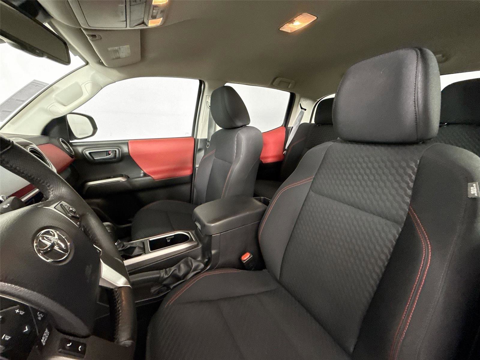 Certified 2023 Toyota Tacoma SR5 image 3