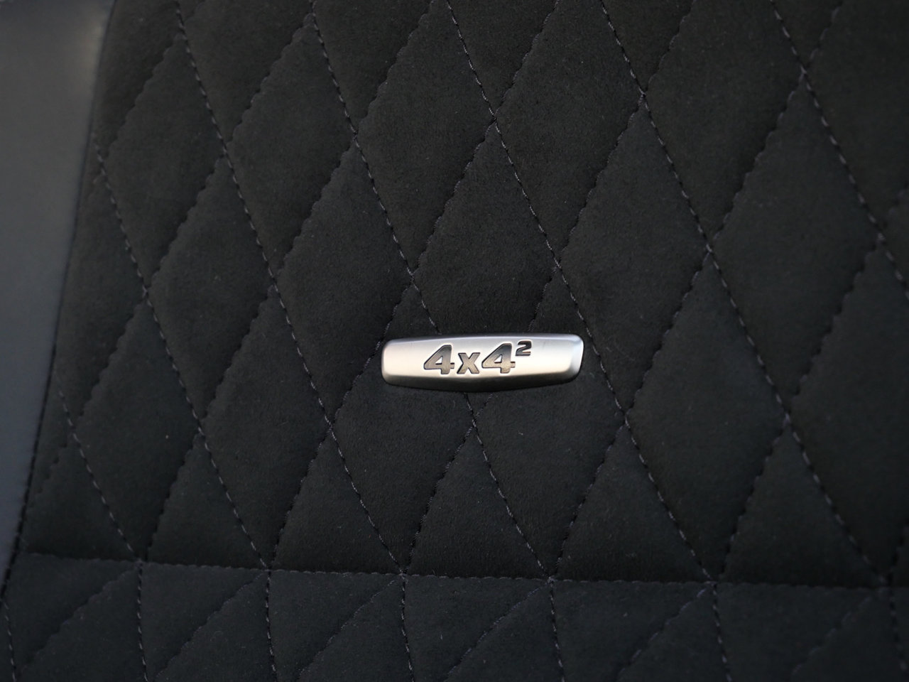 Used 2018 Mercedes-Benz G 550 Squared image 23