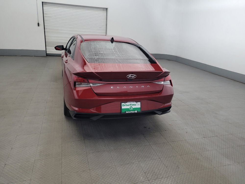 Used 2023 Hyundai Elantra SEL w/ Convenience Package FWD image 6