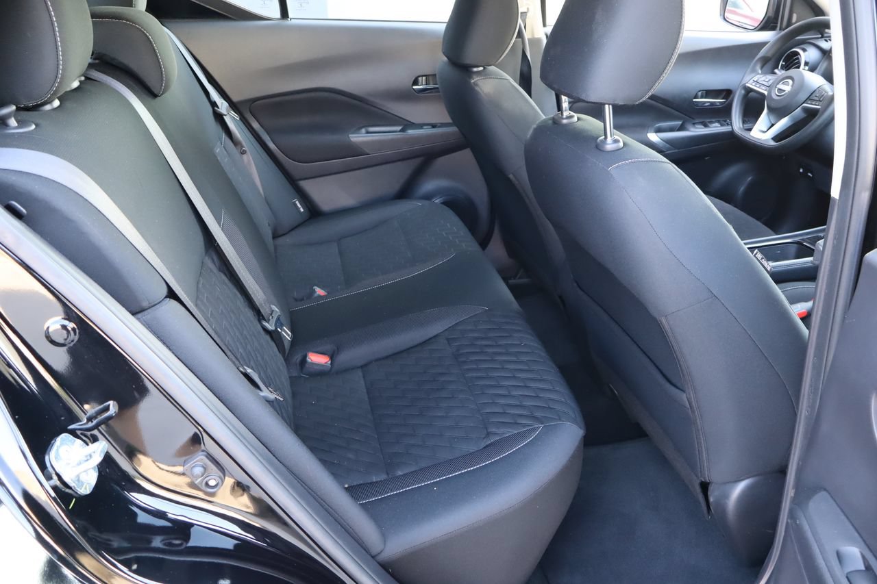 Used 2022 Nissan Kicks SV w/ Interior Electronics Package FWD image 17