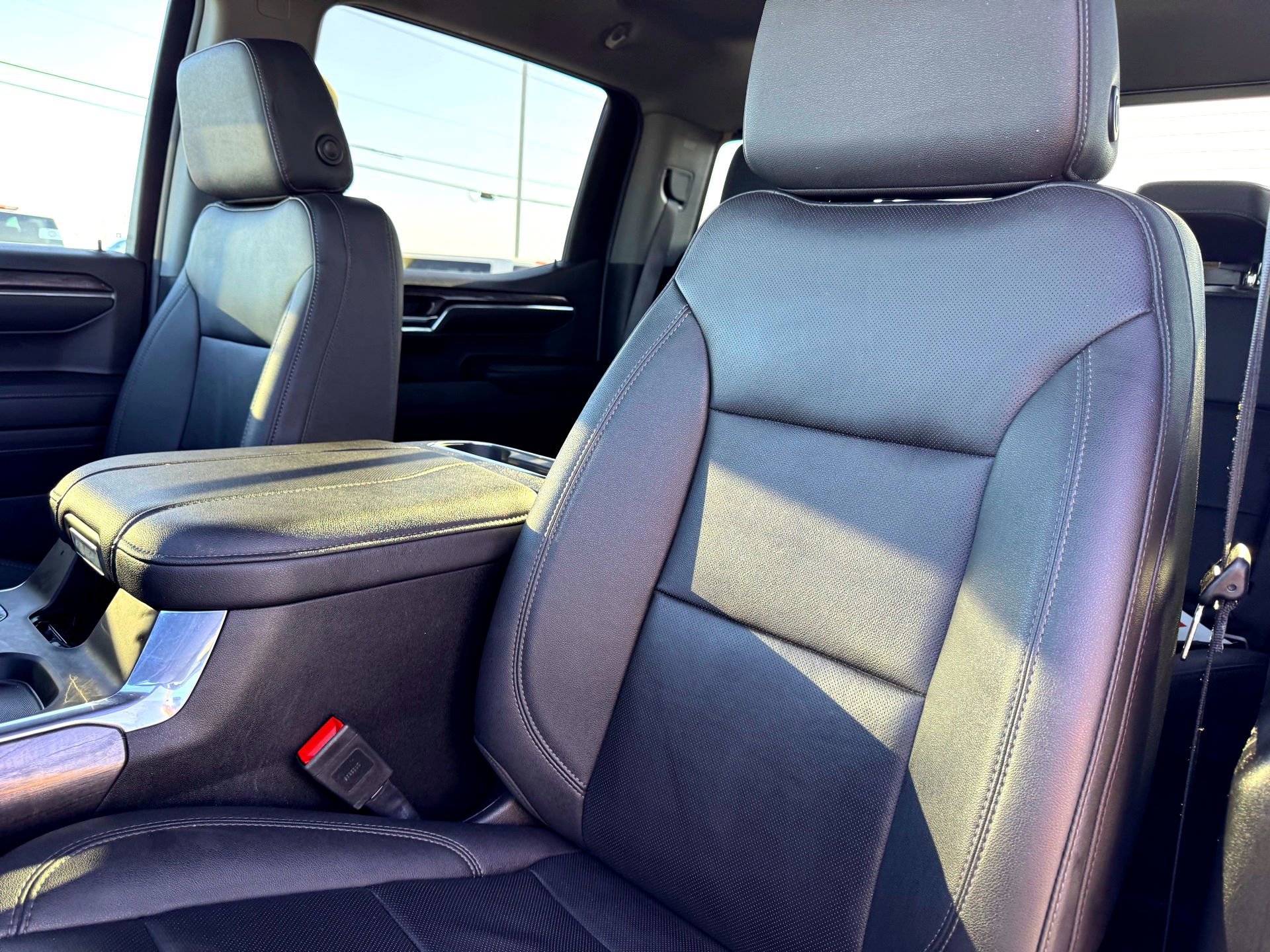 Used 2024 Chevrolet Silverado 1500 LTZ w/ LTZ Convenience Package II image 12