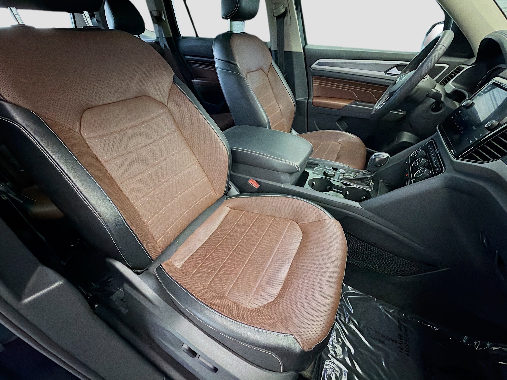 Used 2022 Volkswagen Atlas SEL Premium AWD/4WD image 16