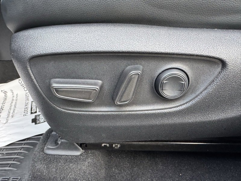 Certified 2023 Toyota Highlander XSE image 22
