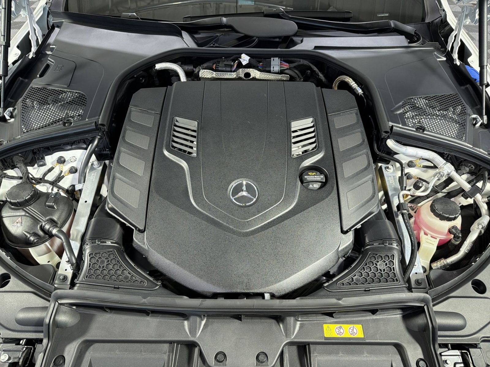 Used 2023 Mercedes-Benz S 580 4MATIC Sedan image 33