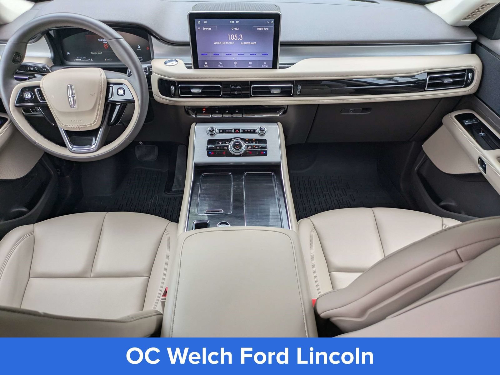 Certified 2023 Lincoln Aviator 2WD w/ Class IV Trailer Tow Package image 10