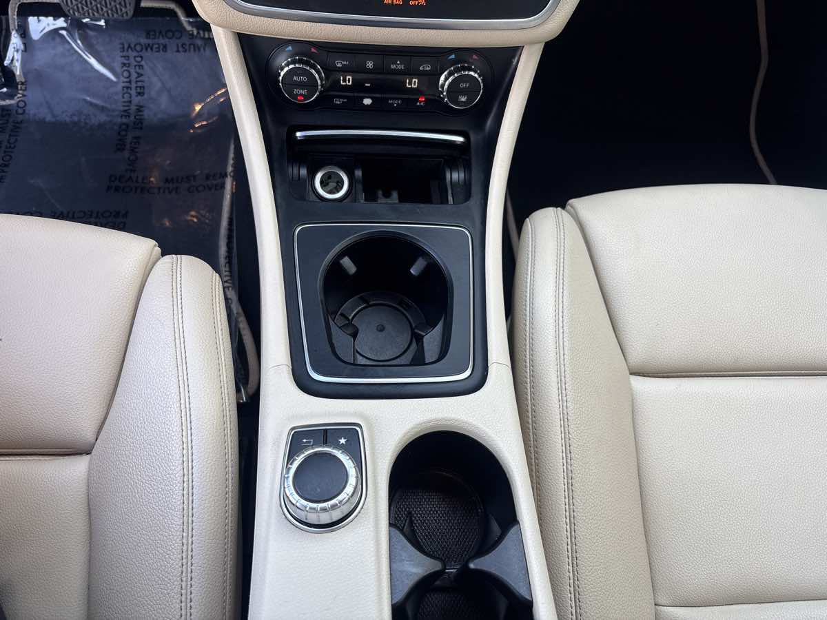 Used 2018 Mercedes-Benz CLA 250 image 25
