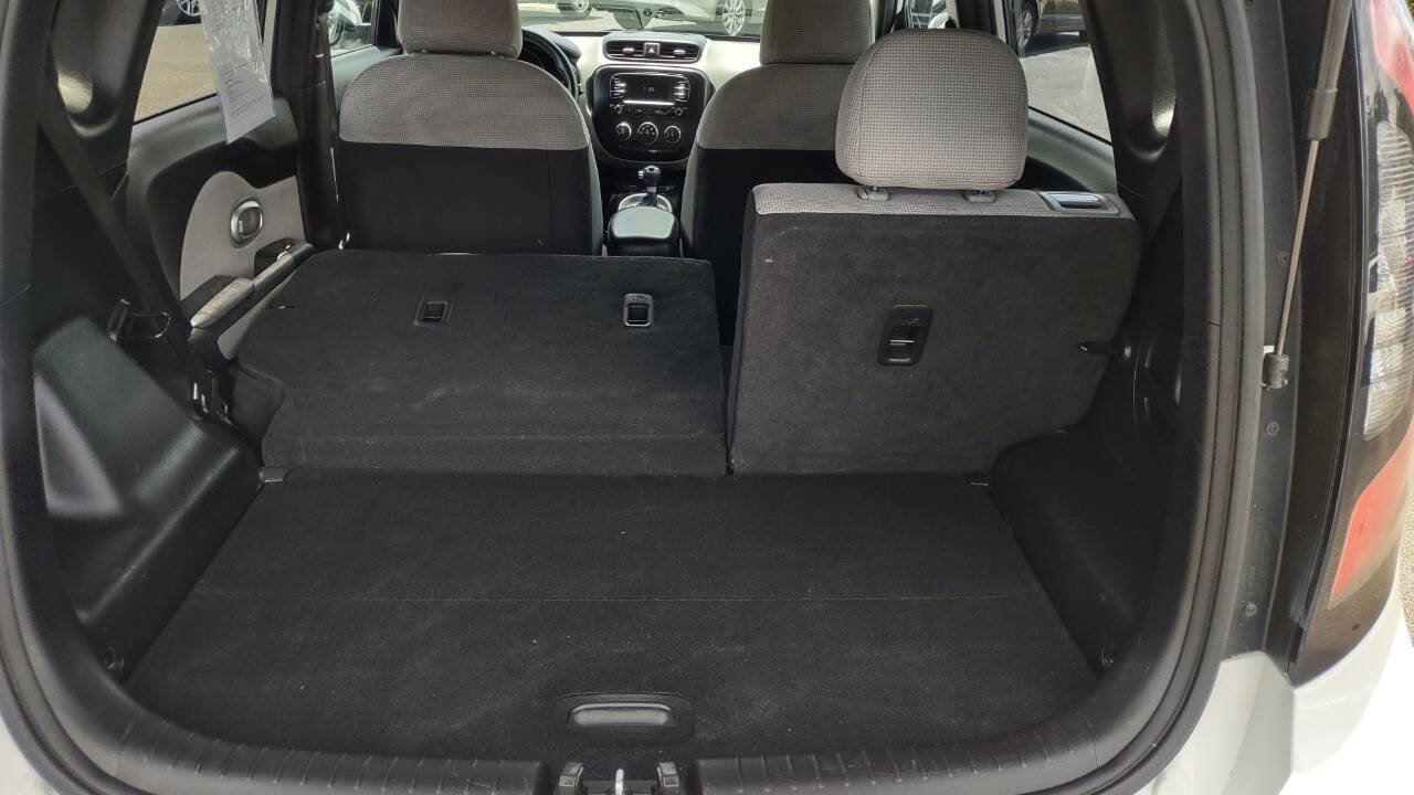Used 2017 Kia Soul w/ Convenience Package image 29