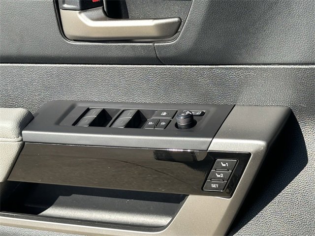 Used 2023 Toyota Tundra Limited image 25
