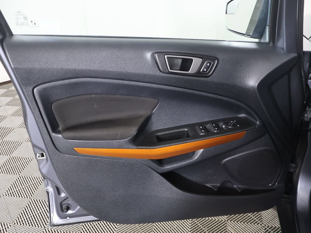 Used 2021 Ford EcoSport SE w/ SE Appearance Package AWD/4WD image 17