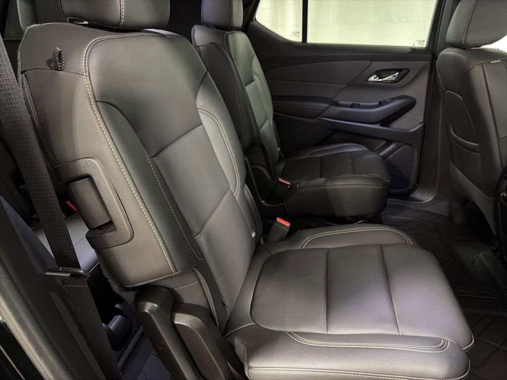 Used 2023 Chevrolet Traverse LT w/ LPO, Floor Liner Package image 19