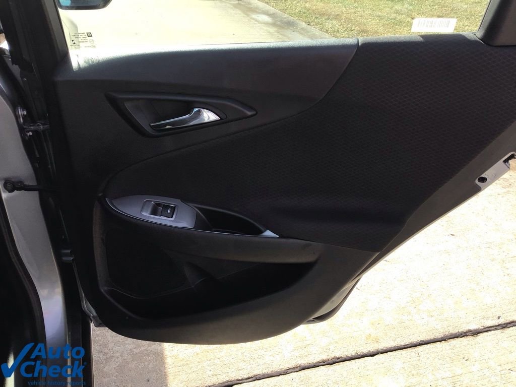 Used 2024 Chevrolet Malibu LT image 12