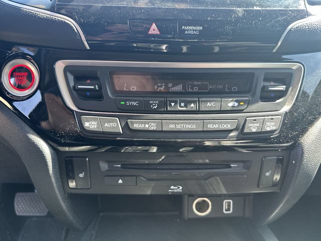Used 2022 Honda Pilot Touring image 39