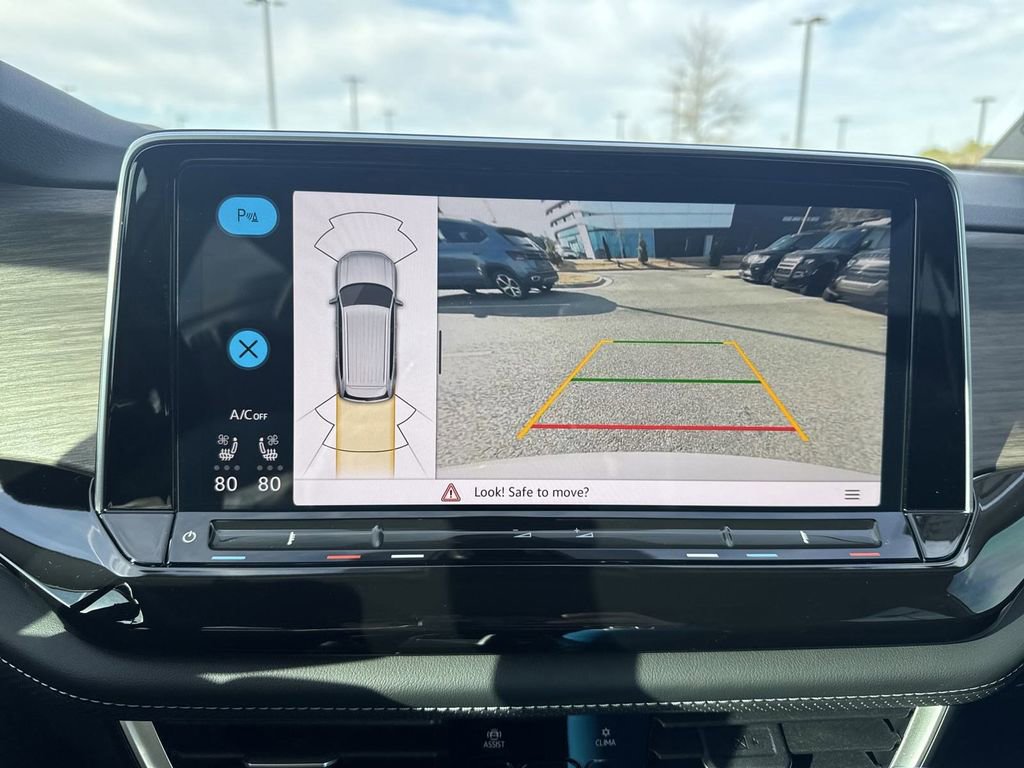 New 2025 Volkswagen Atlas SEL image 29