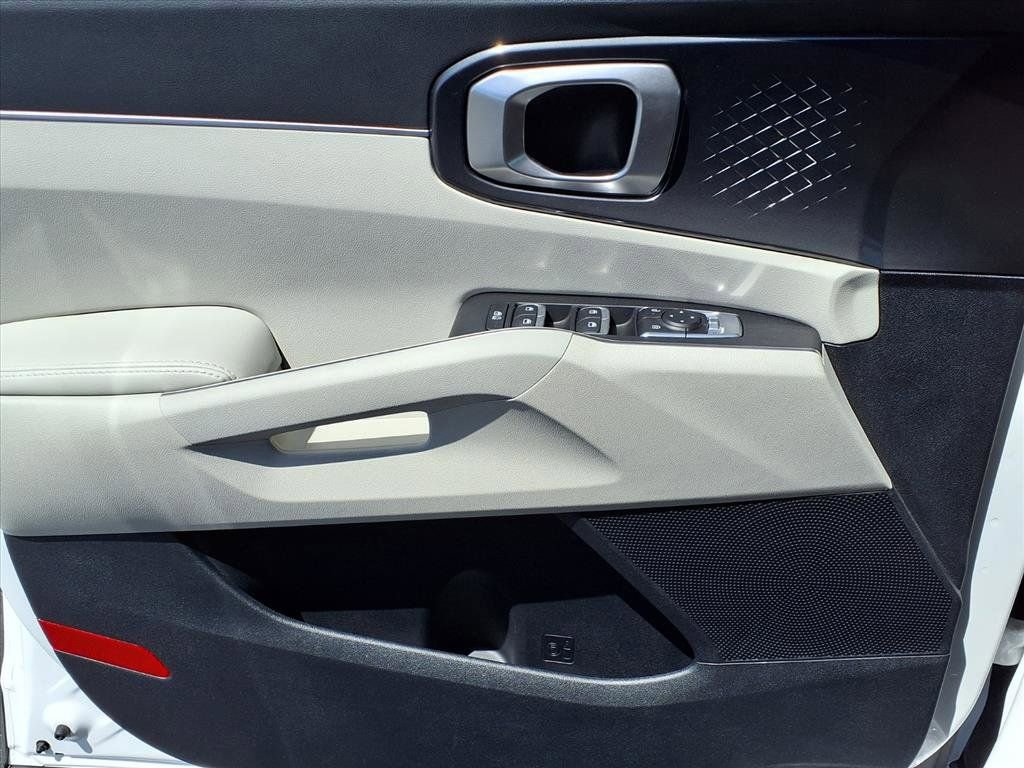 Used 2025 Kia Sorento EX FWD image 23