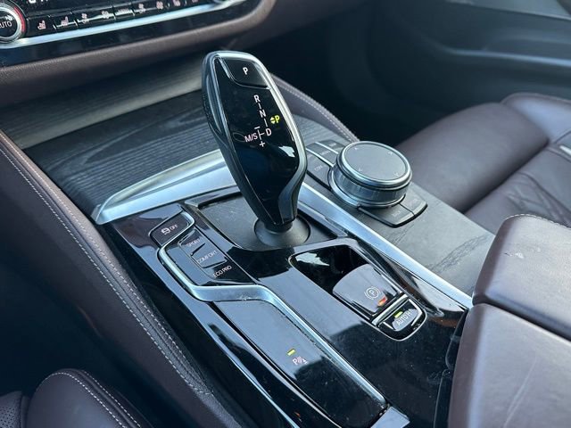 Used 2023 BMW 540i xDrive w/ M Sport Package image 16