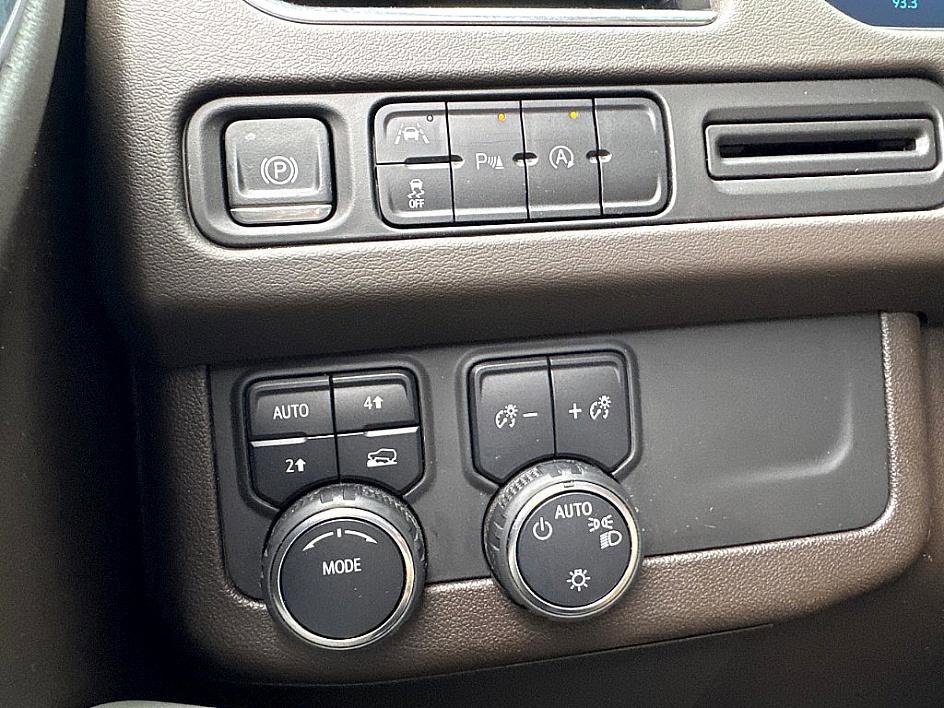 Used 2024 Chevrolet Tahoe LT image 19