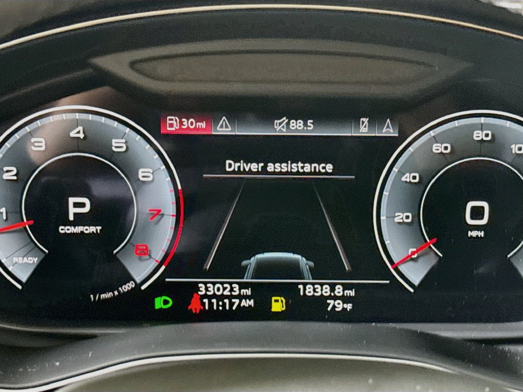 Used 2023 Audi Q8 Premium AWD/4WD image 12