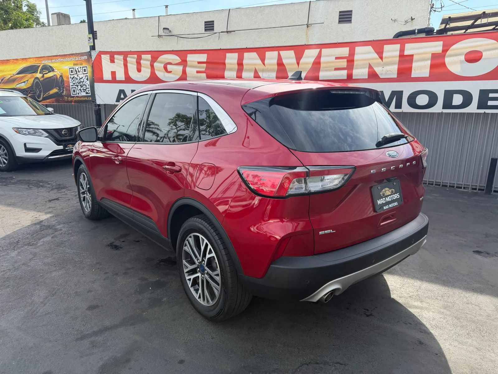 Used 2022 Ford Escape SEL FWD image 4