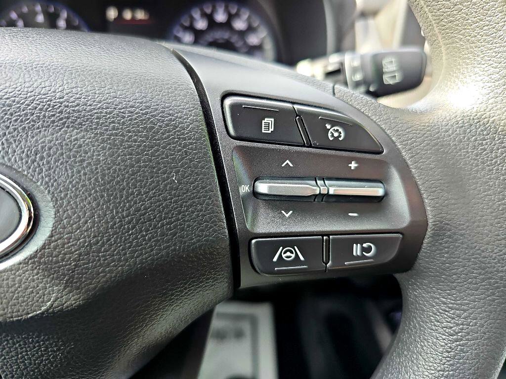 Used 2023 Hyundai Kona SEL image 23