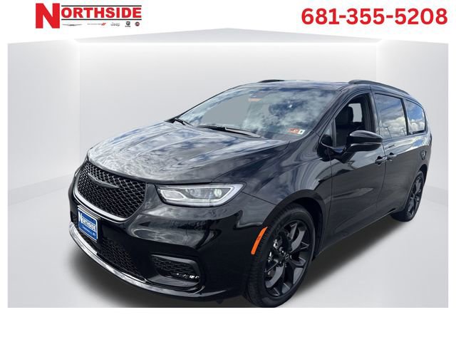 New 2026 Chrysler Pacifica Limited