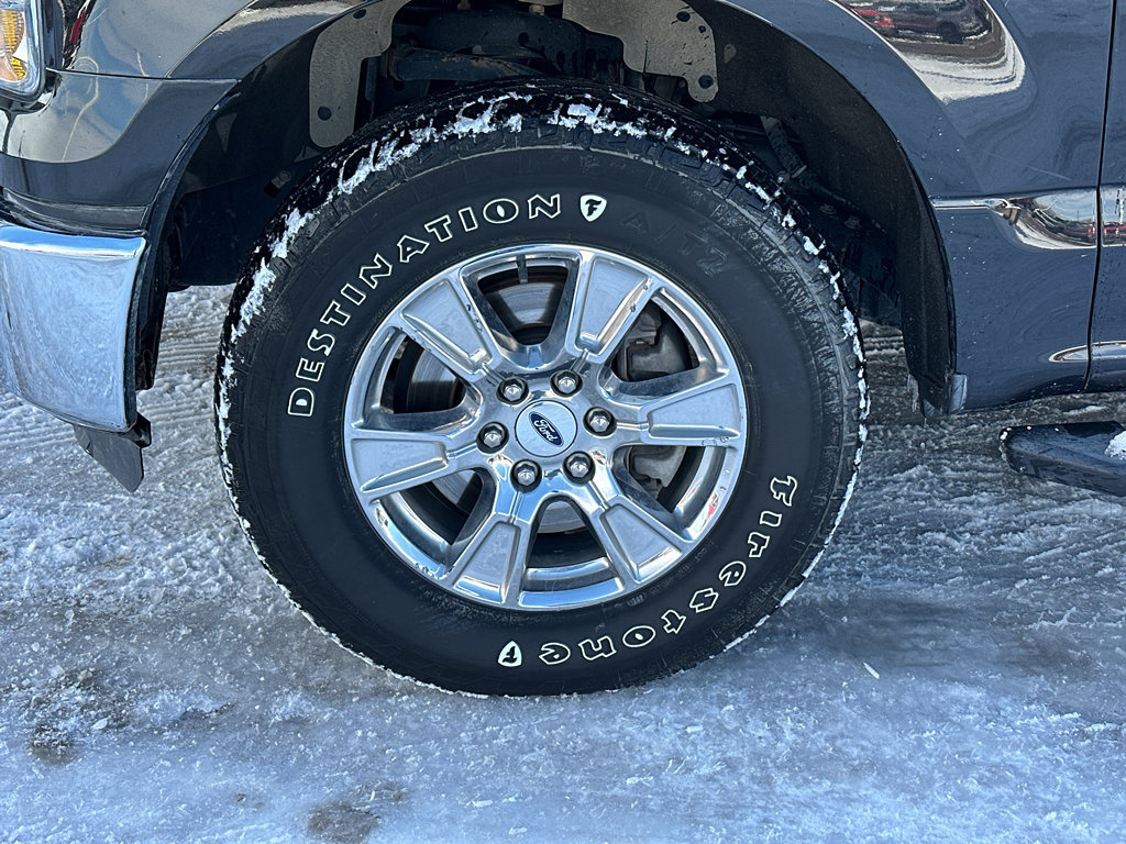 Used 2015 Ford F150 XLT w/ Equipment Group 301A Mid image 3