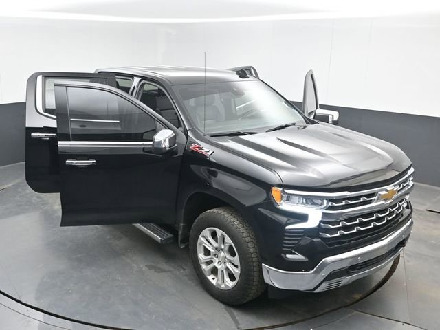Used 2022 Chevrolet Silverado 1500 LTZ AWD/4WD image 49