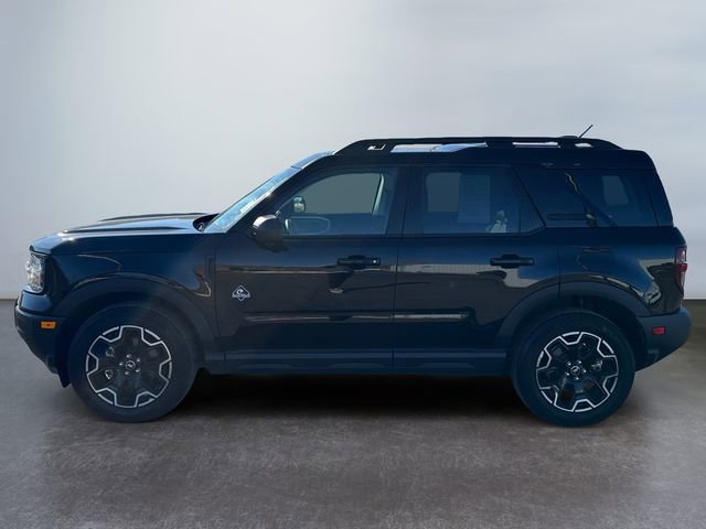 Used 2025 Ford Bronco Sport Outer Banks w/ Outer Banks Tech Package+ AWD/4WD image 2
